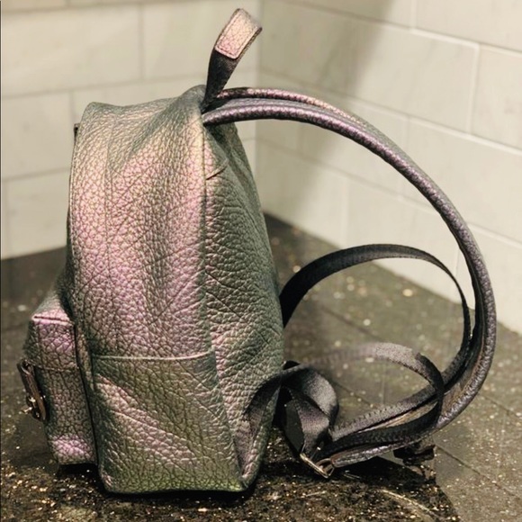 ***Rare*** Coach Oil Slick Backpack - Picture 5 of 7